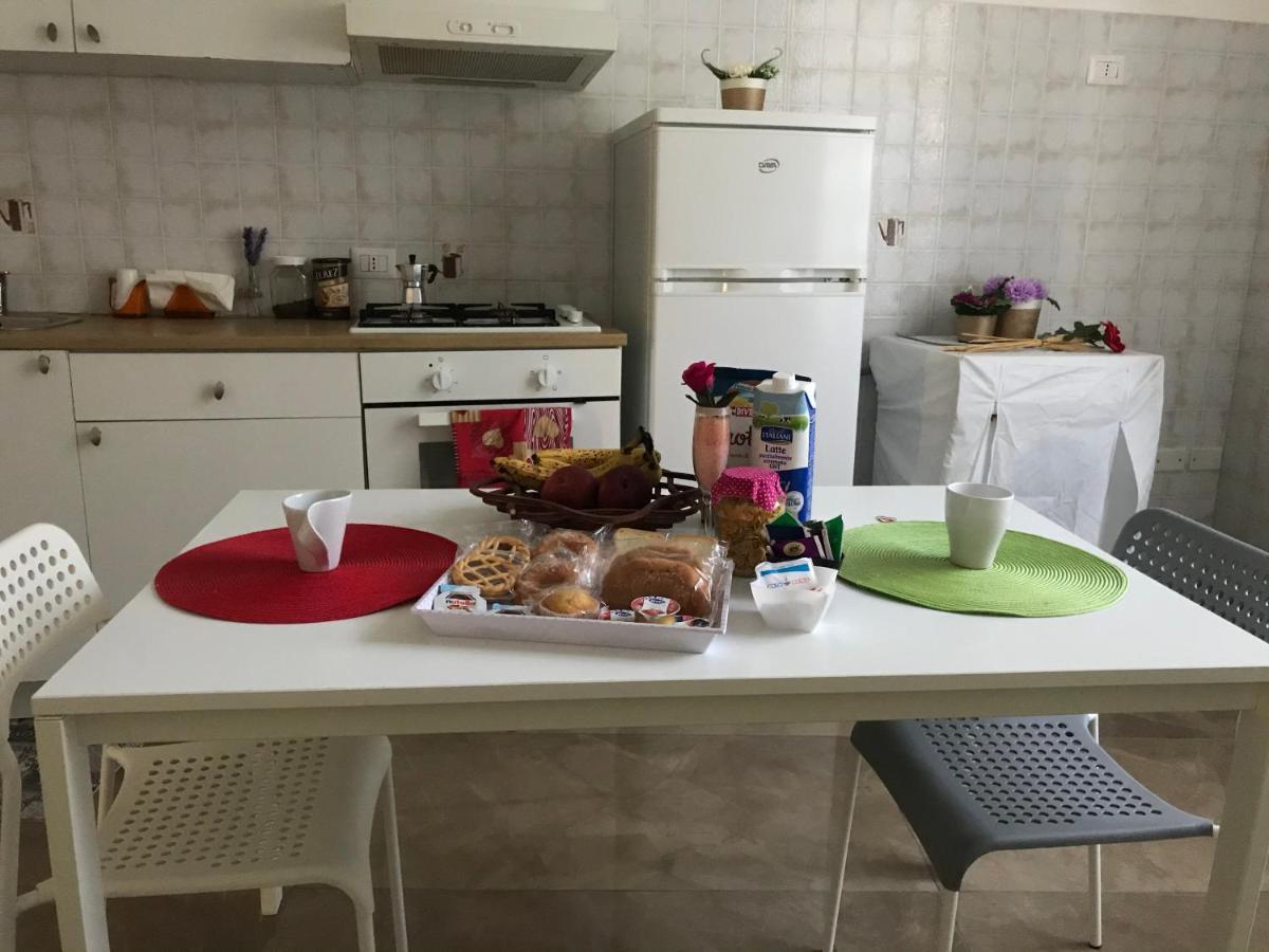 Le Mirage Residence カステッランマーレ・ディ・スタービア エクステリア 写真