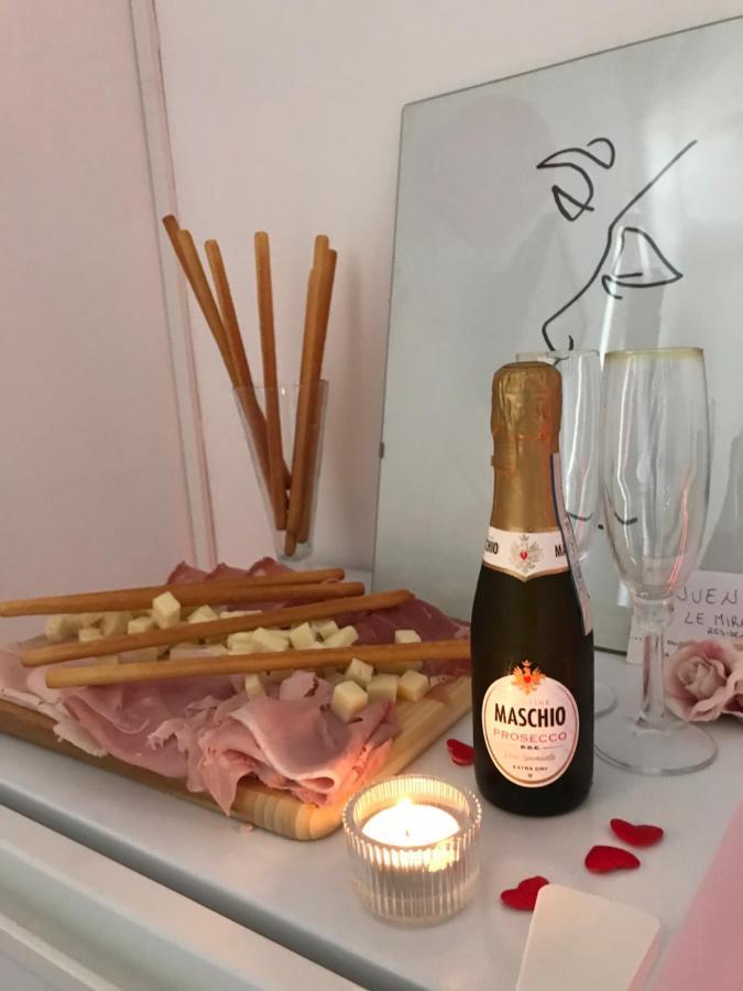 Le Mirage Residence カステッランマーレ・ディ・スタービア エクステリア 写真